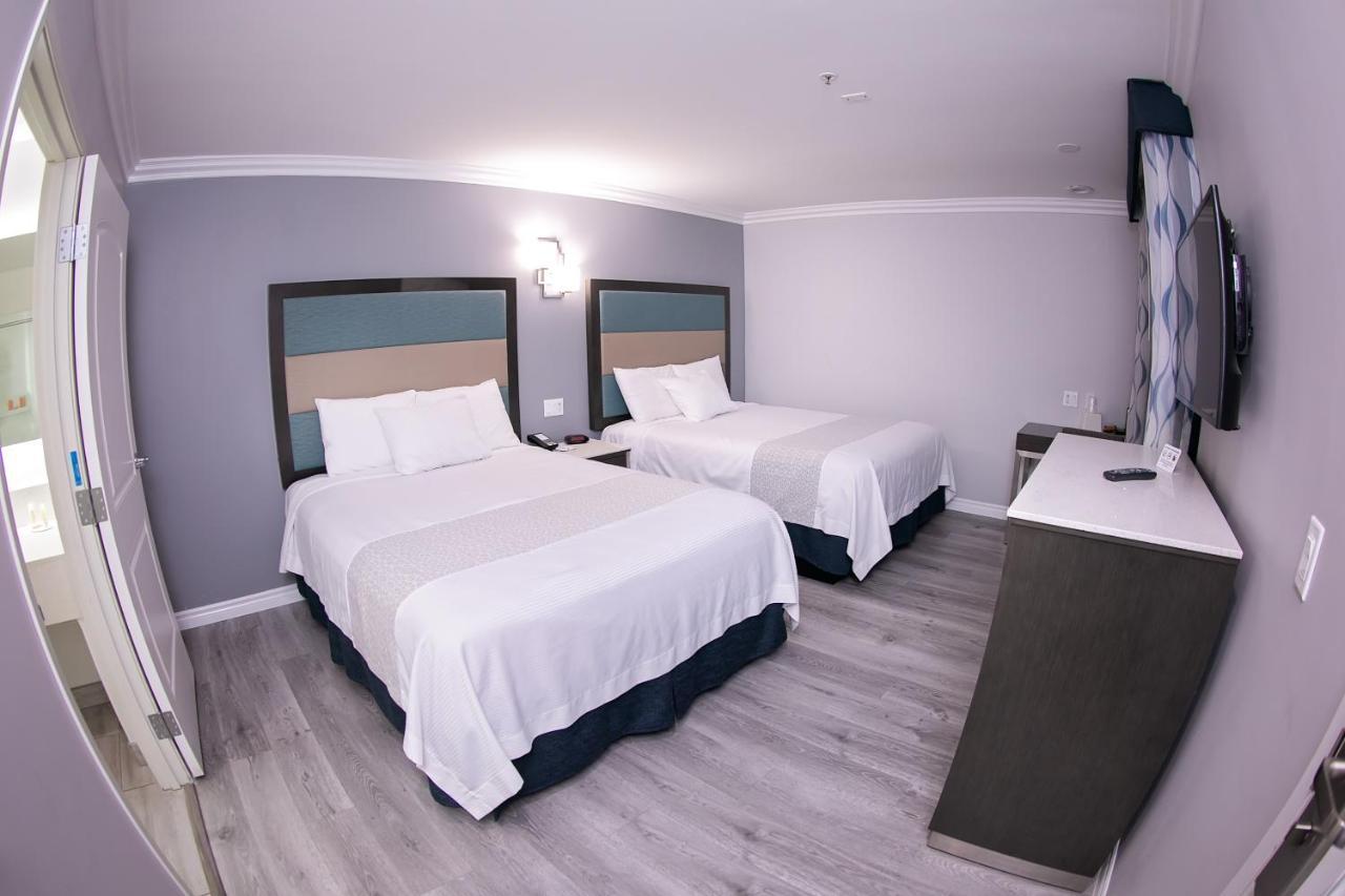 Hotel Travelodge & By Wyndham 2*