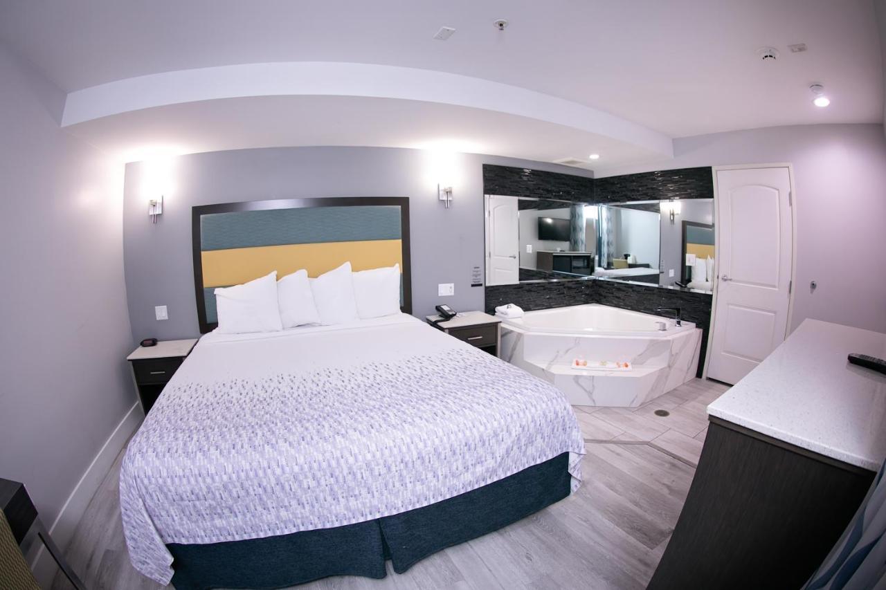 Travelodge & By Wyndham 2*
