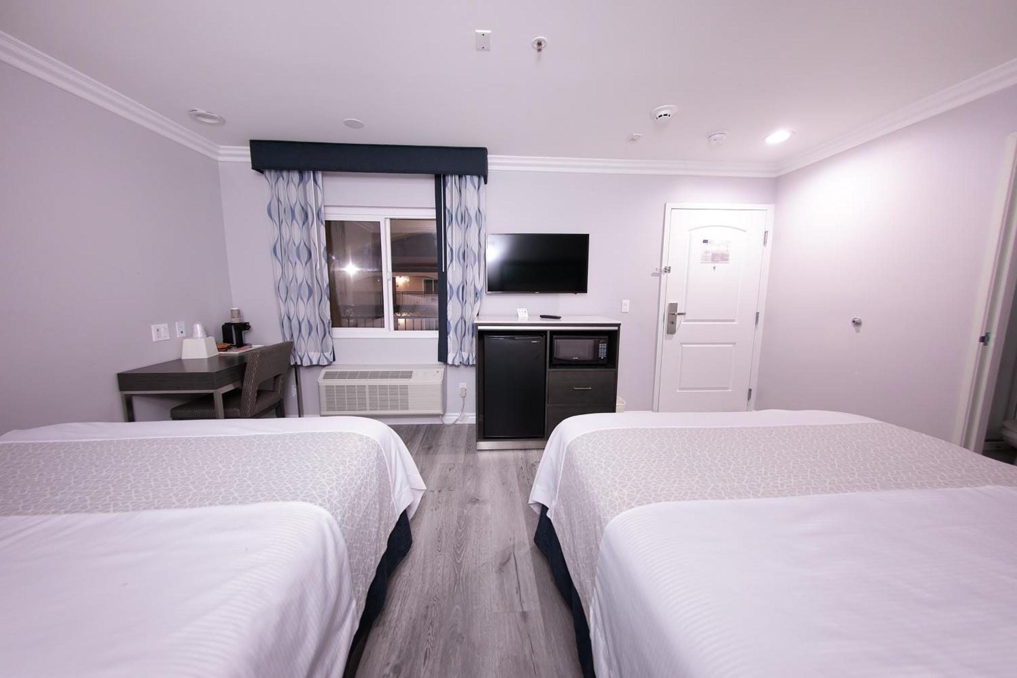 Hotel Travelodge & By Wyndham 2*